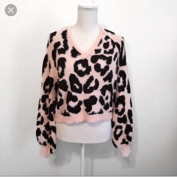 Pink leopard sweater - Picture 1 of 2